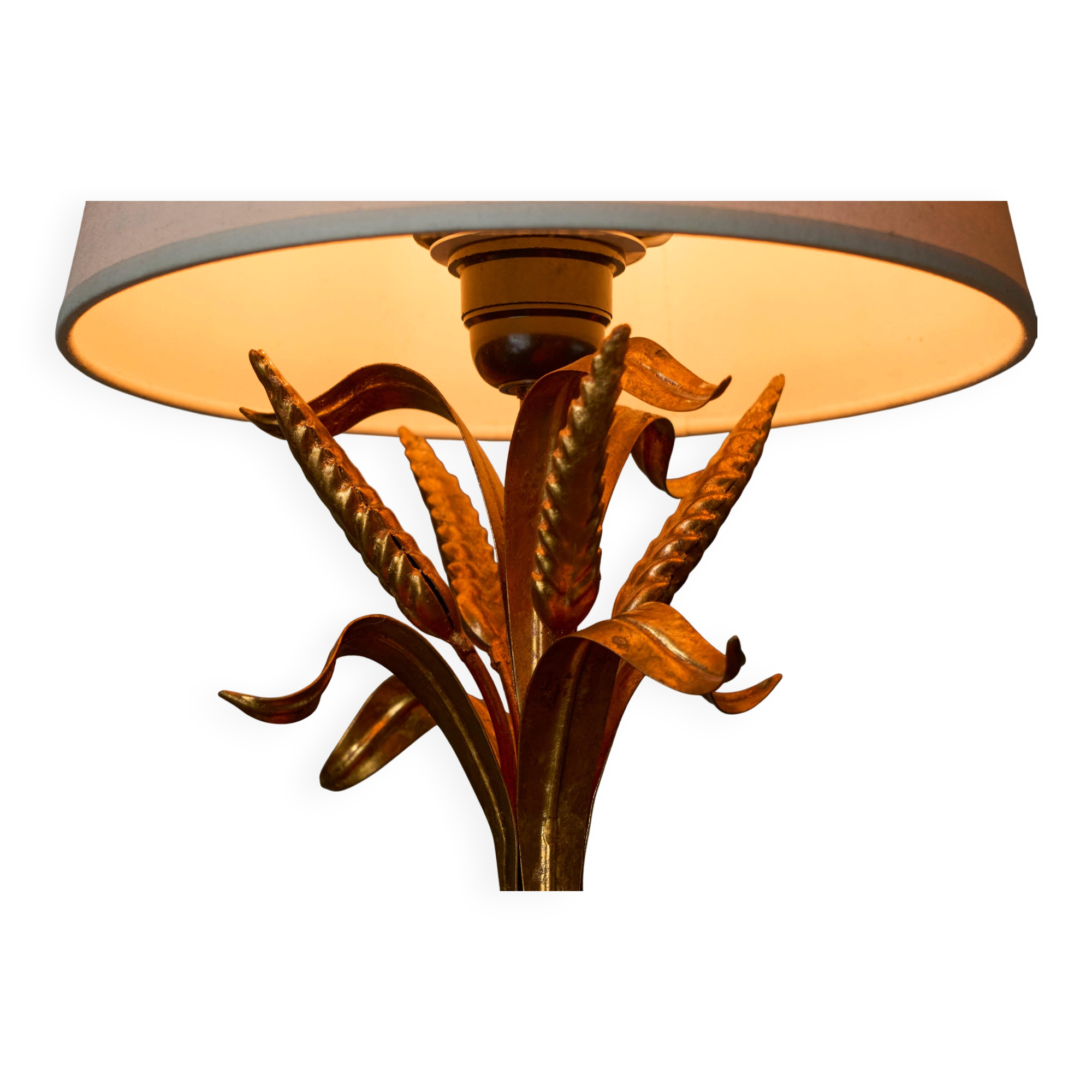 Gold metal table lamp with wheat pattern, mid-20th century.