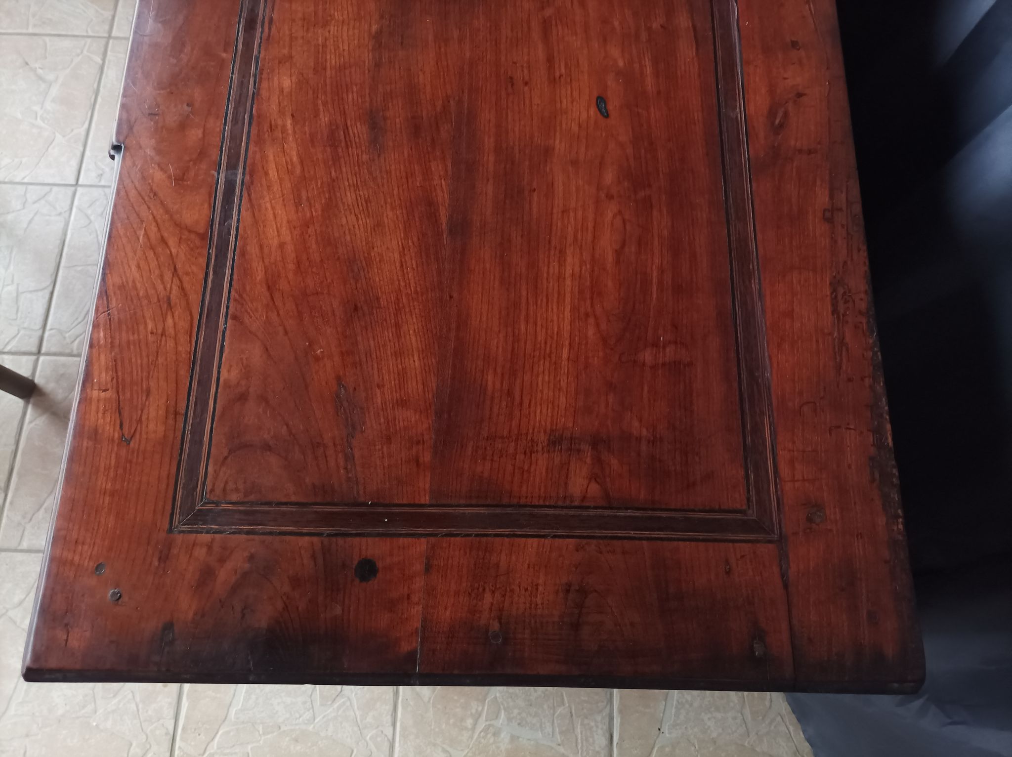 Louis XVI chest of drawers 18th