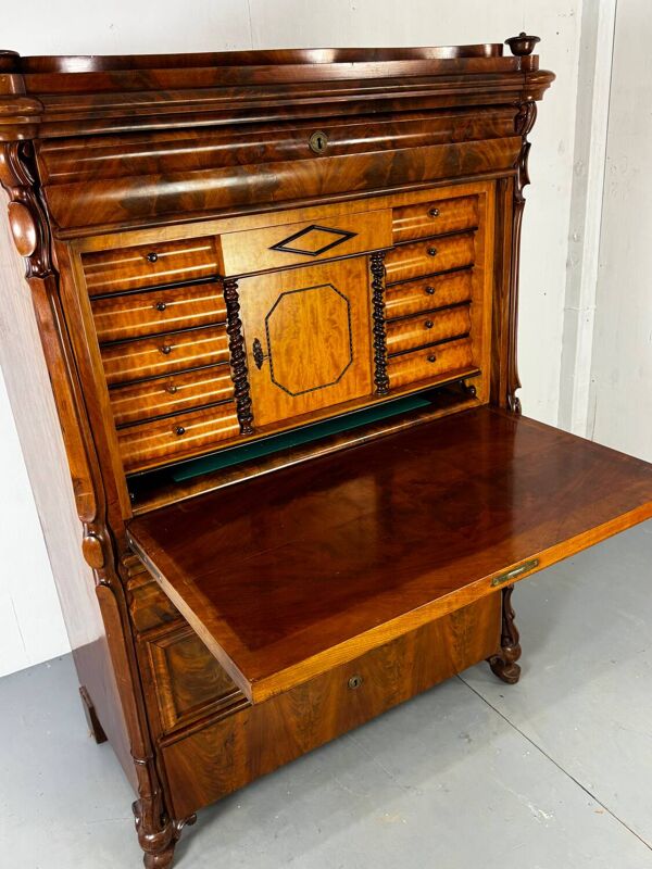 Bureau secrétaire en chêne et acajou Biedermeier vintage bien fait, 1860