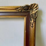 Cadre ancien en bois doré