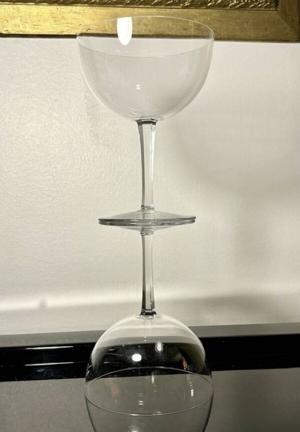 2 tasting champagne glasses Baccarat