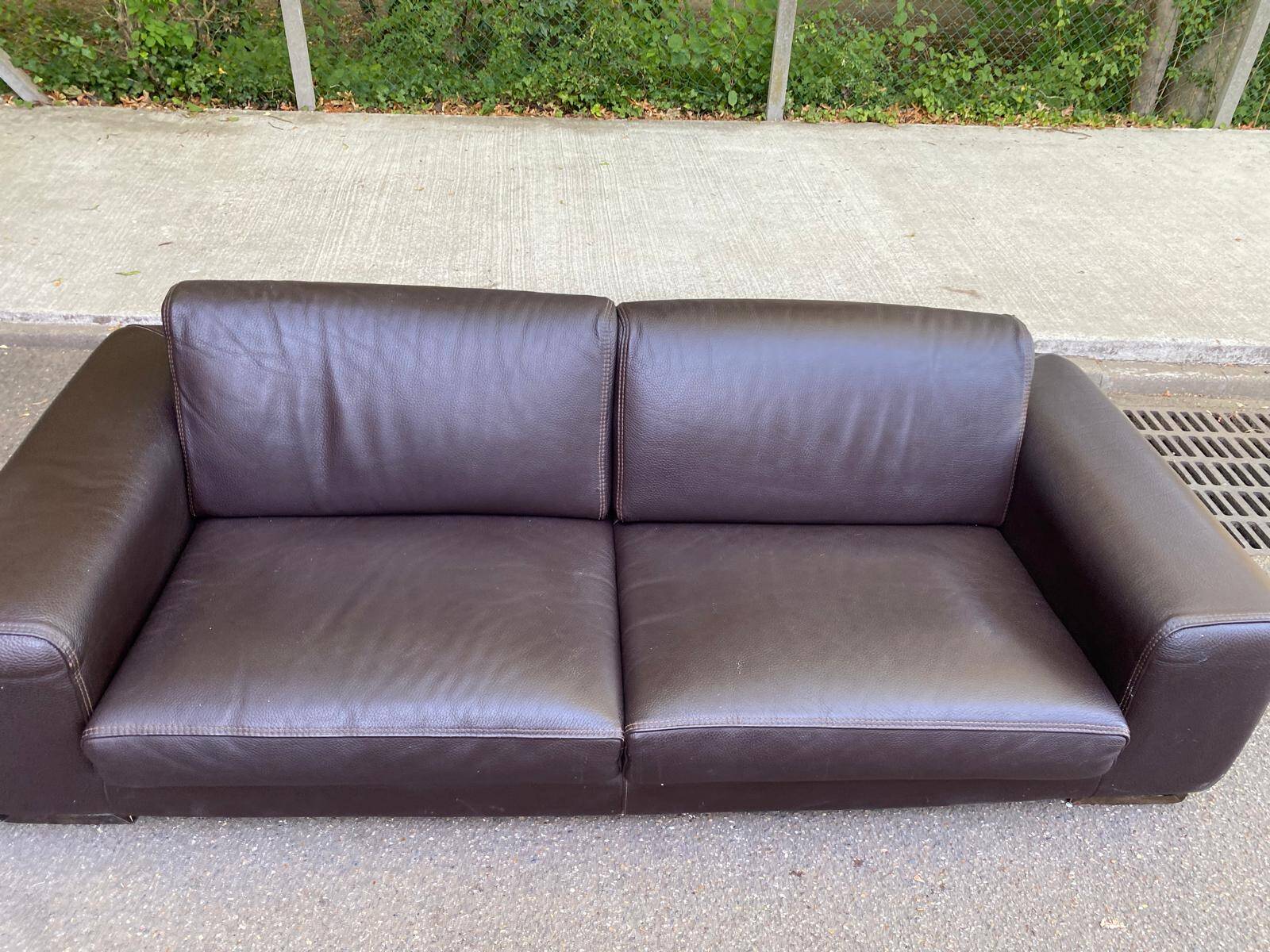 Canapé 3 places de luxe en cuir marron chocolat Roche bobois 235cm