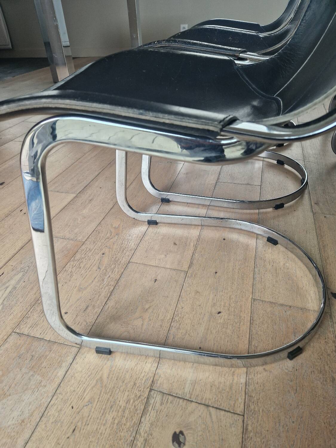 Set of six Cidue chairs