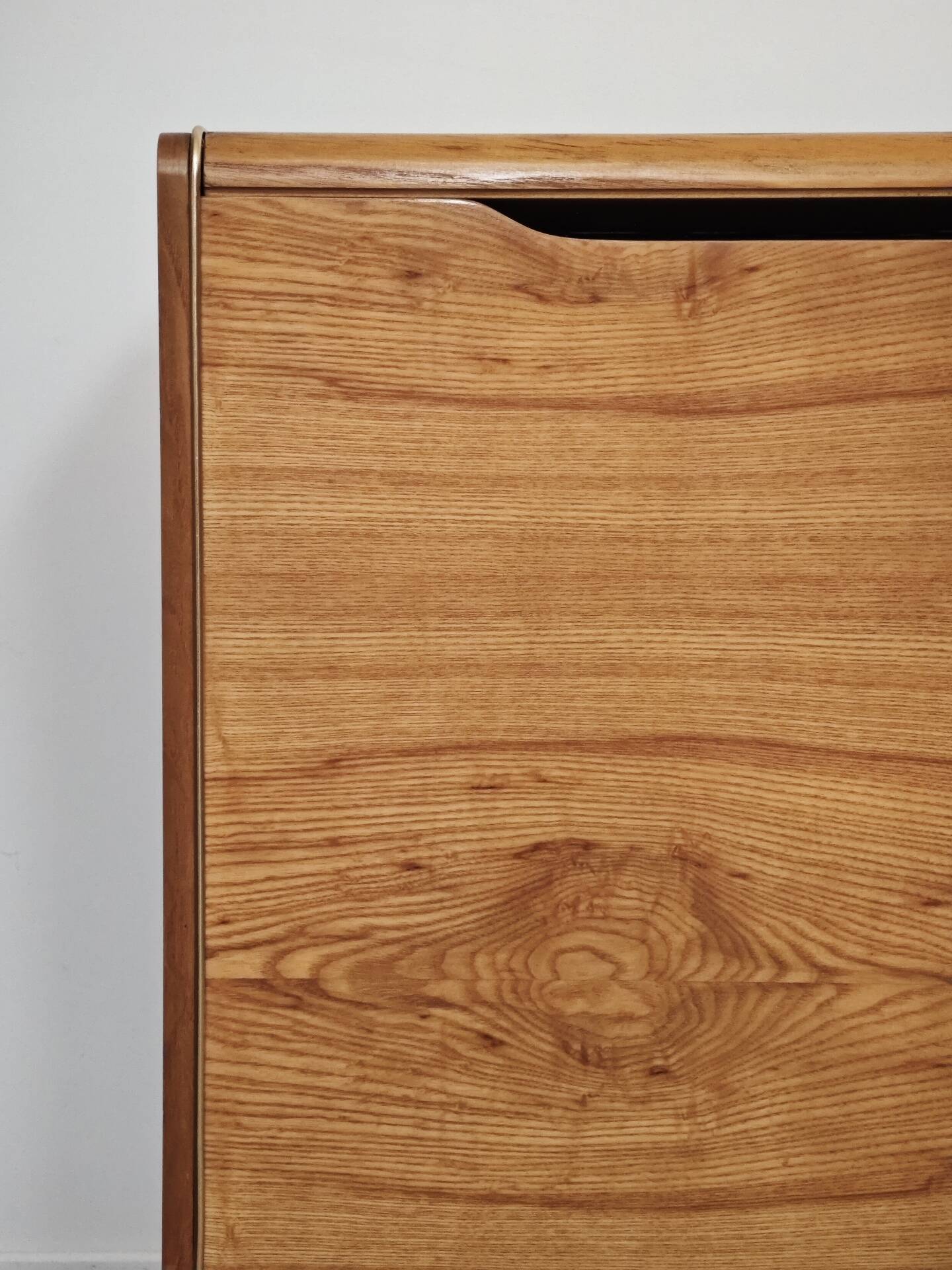 Cover chest, toy chest Landsman and Nepozitek Jitona.
