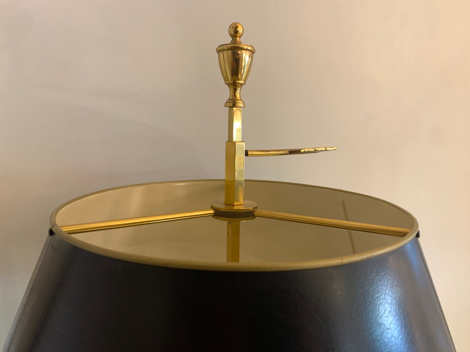 Hot water bottle lamp, 3 lights in bronze Lucien Gau, XXth