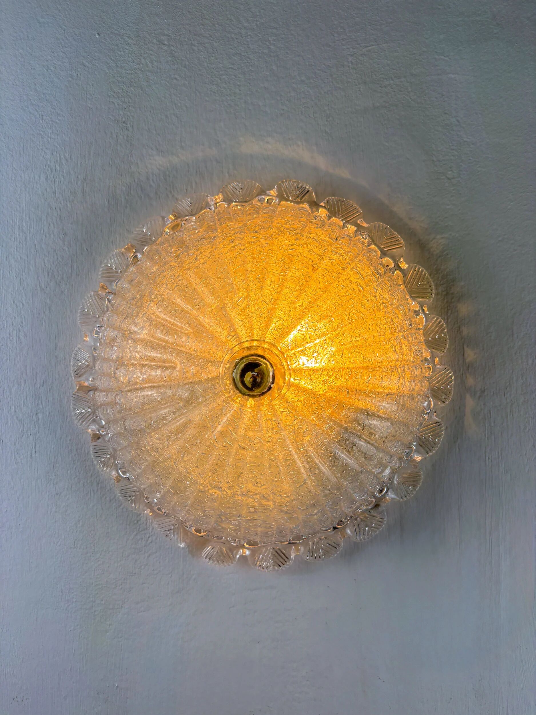 Murano glass scalloped flushmount ceiling light, Italy 1960s