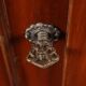 Meuble d’angle ancien style baroque en acajou XX Century