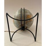 Globe lamp