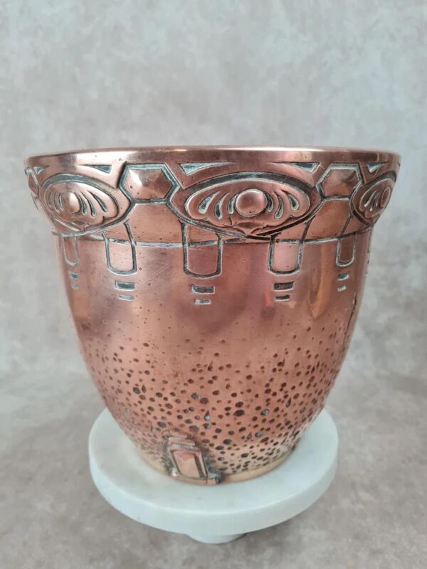 Cache-pot ancien Art Nouveau Gustave De Bruyn Fives-lille �� cuivre galvanoplastie