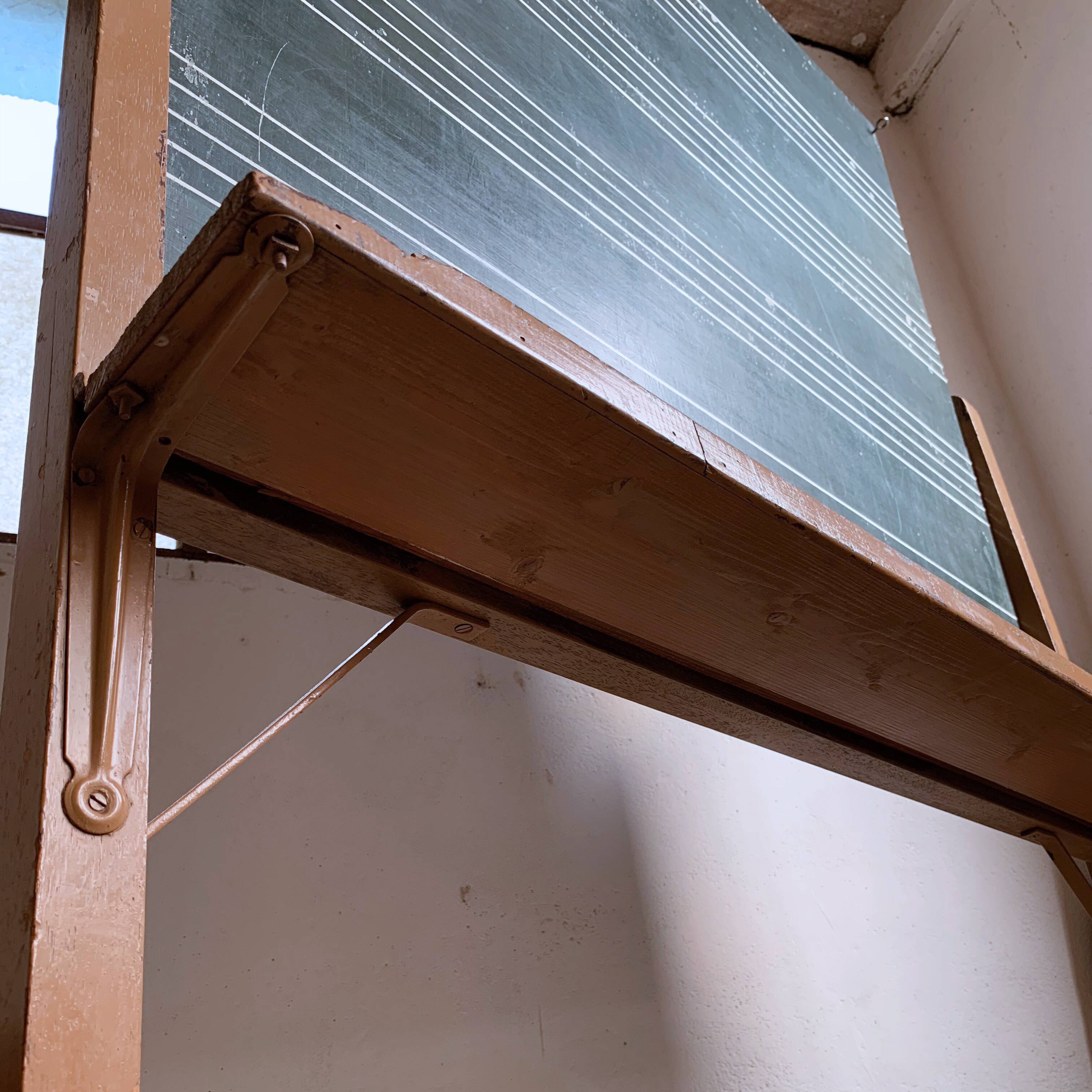 Former school board swivelling on foot