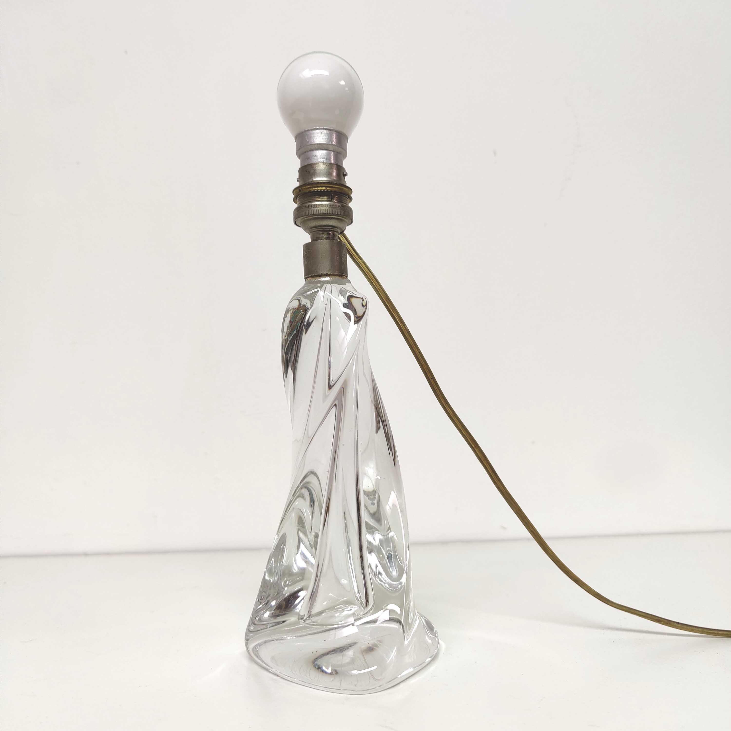 Molded glass lamp