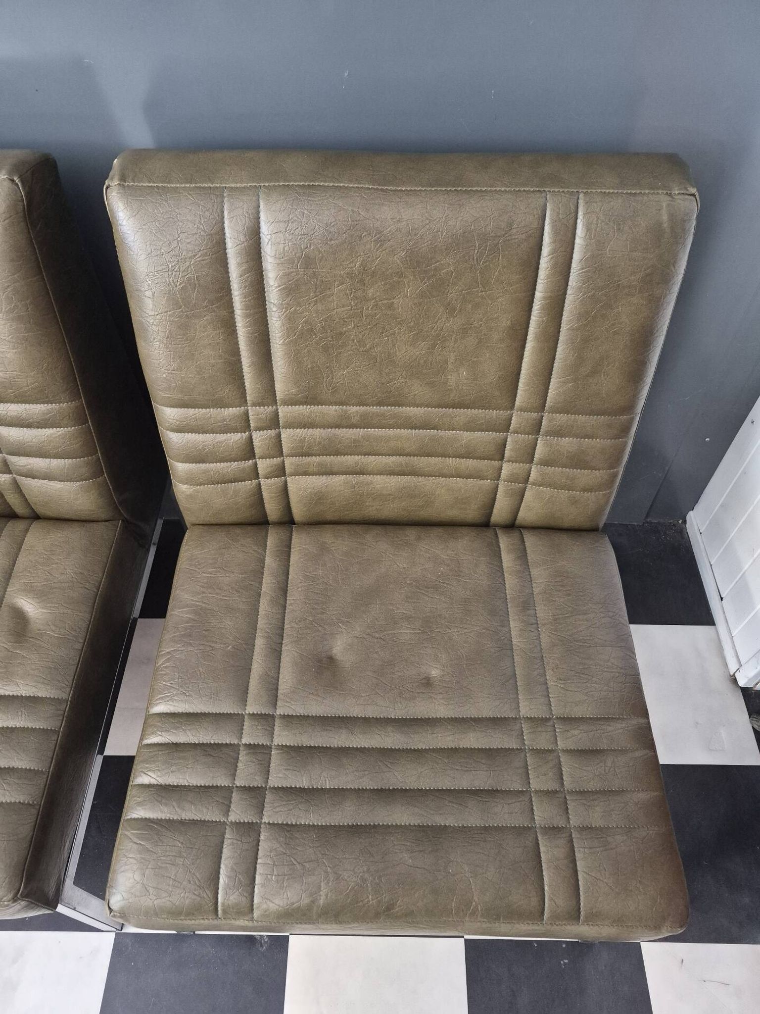 Ensemble suite de 3 chauffeuses fauteuils Vintage