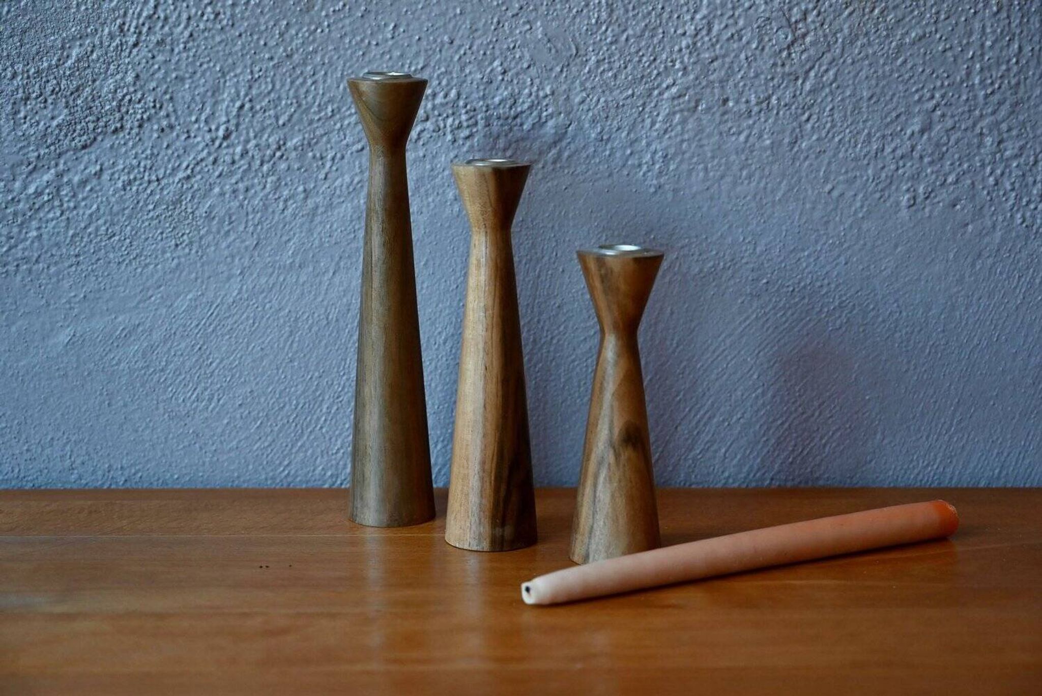 Set of three turned wooden candlesticks, Danish Scandinavian design, 1960s.