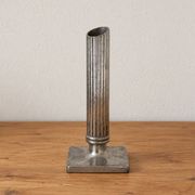 Soliflore ou bougeoir vintage en métal argenté – Colonne cannelée sur socle carré