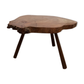 Table basse brutaliste tripode