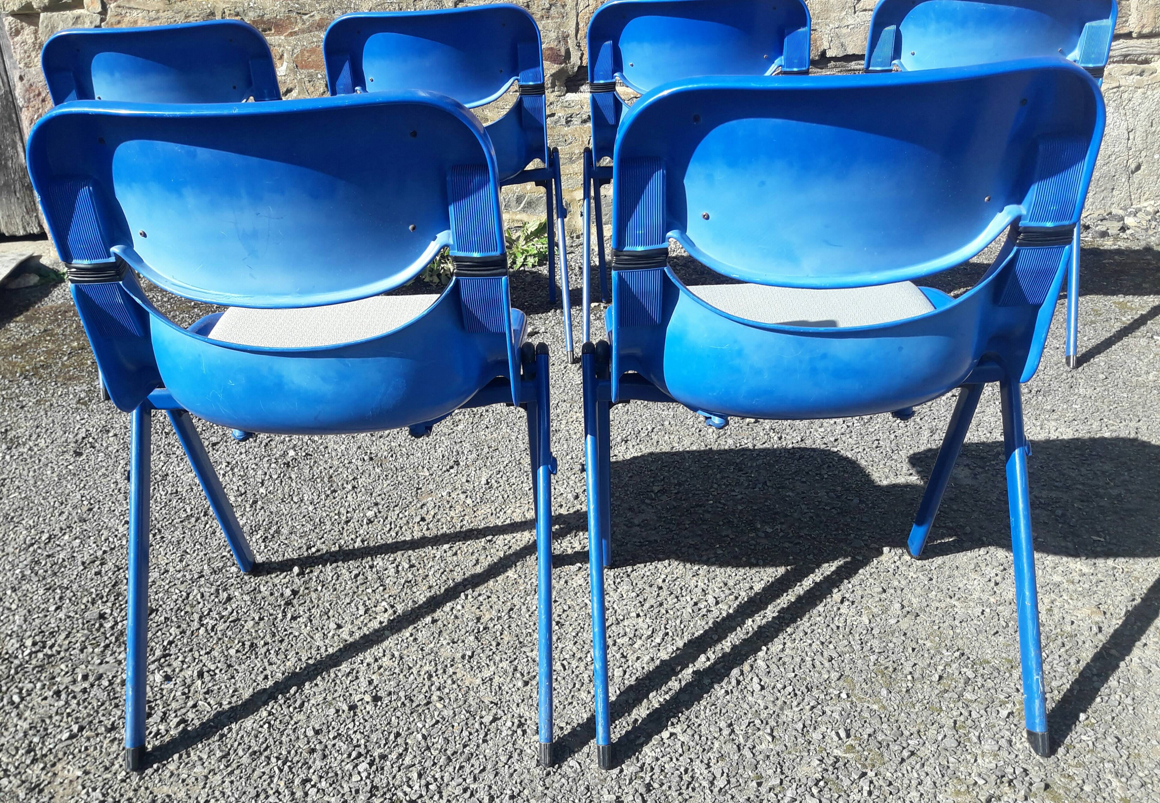 Set de 6 chaises Dorsal de E Ambasz et G Piretti pour Open Ark