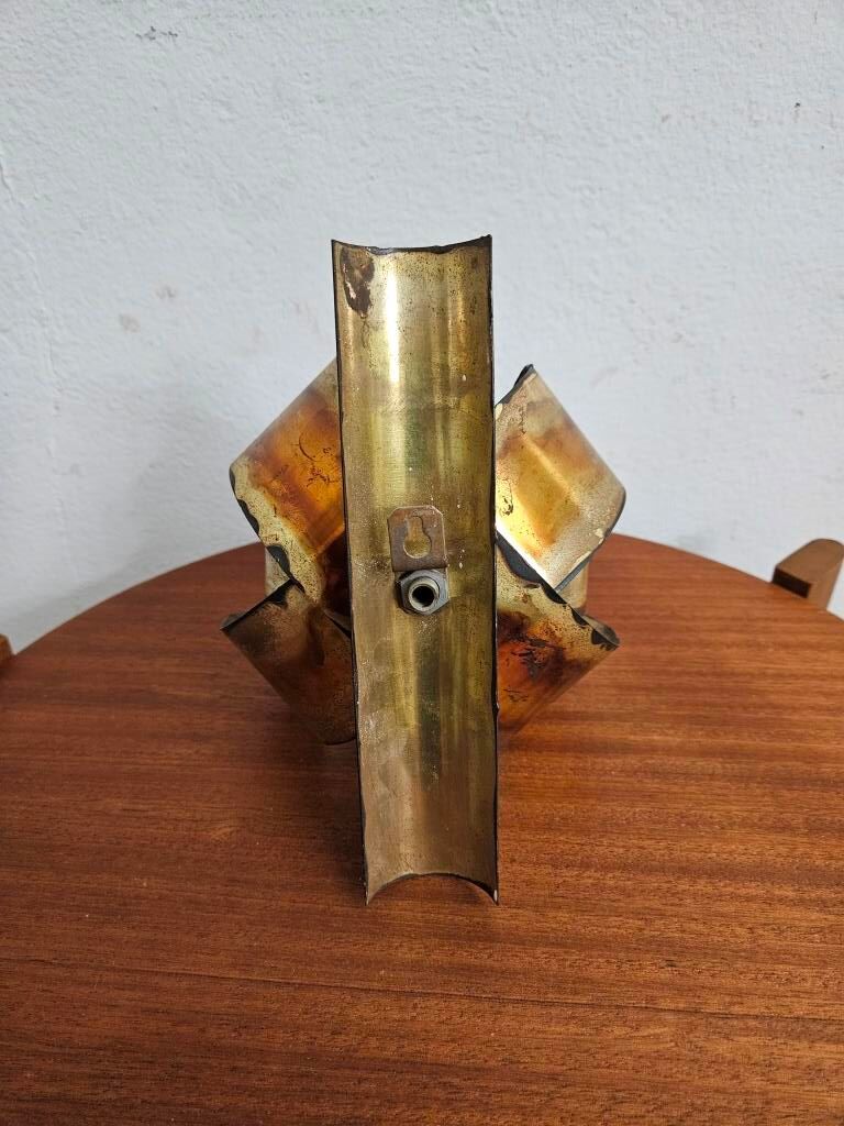 Vintage wall lamp