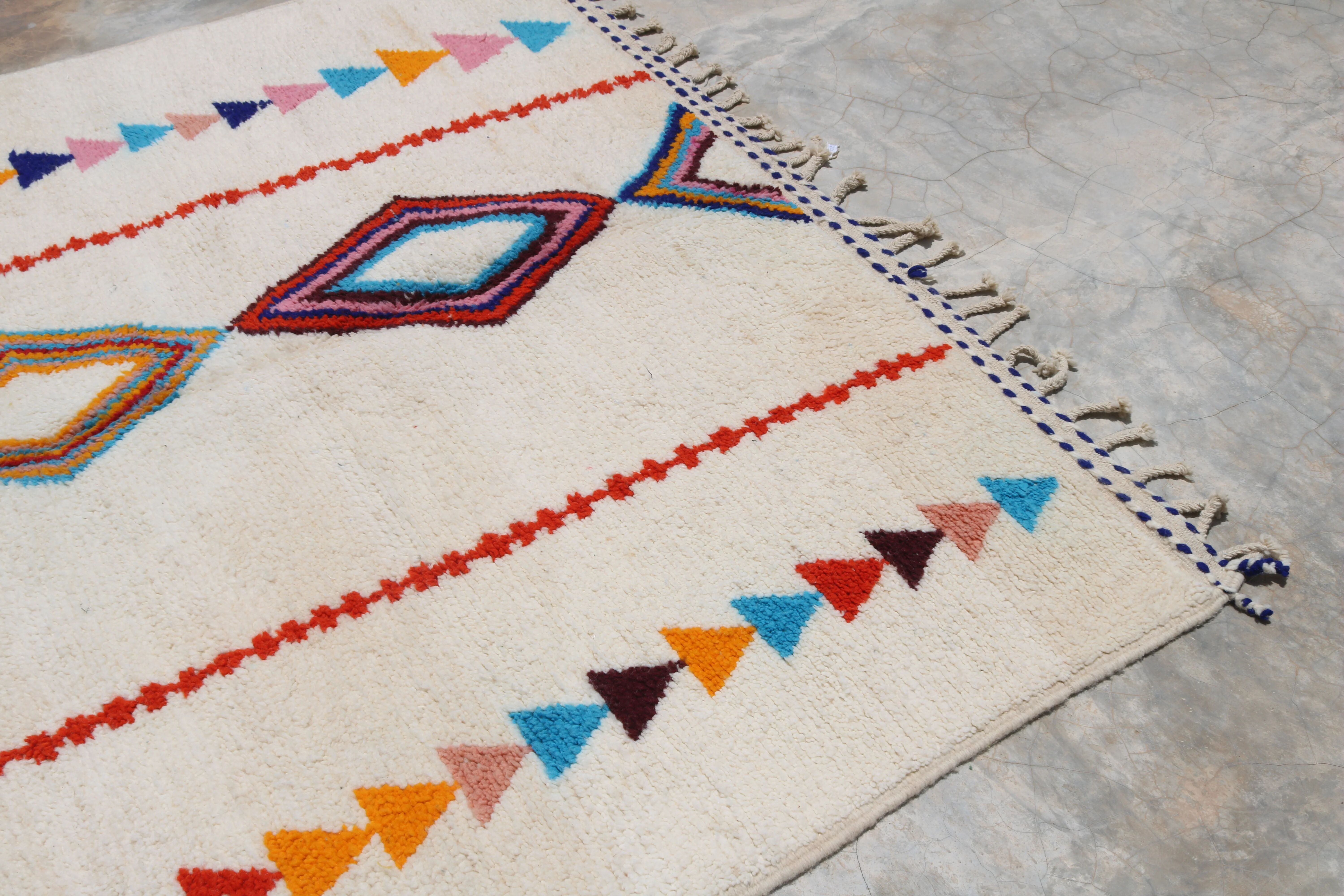 Large handmade colourful rug, 285 x 200 cm - G1028