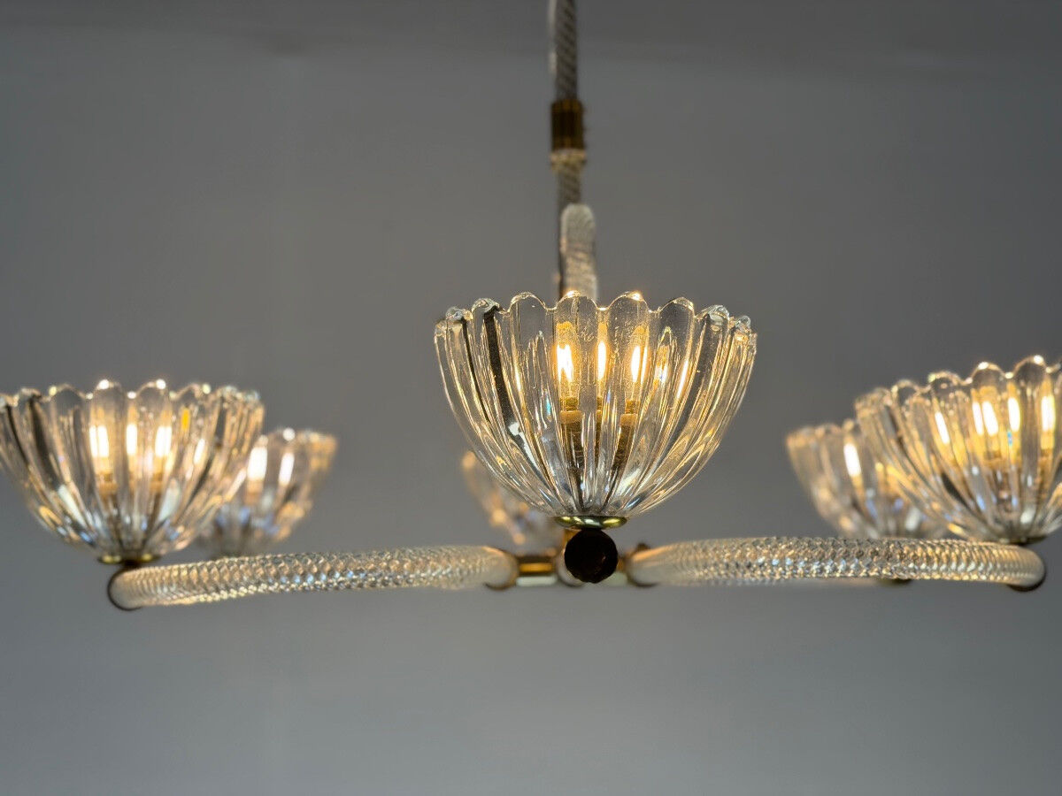 Venetian glass chandelier from Murano and brass, circa 1940.