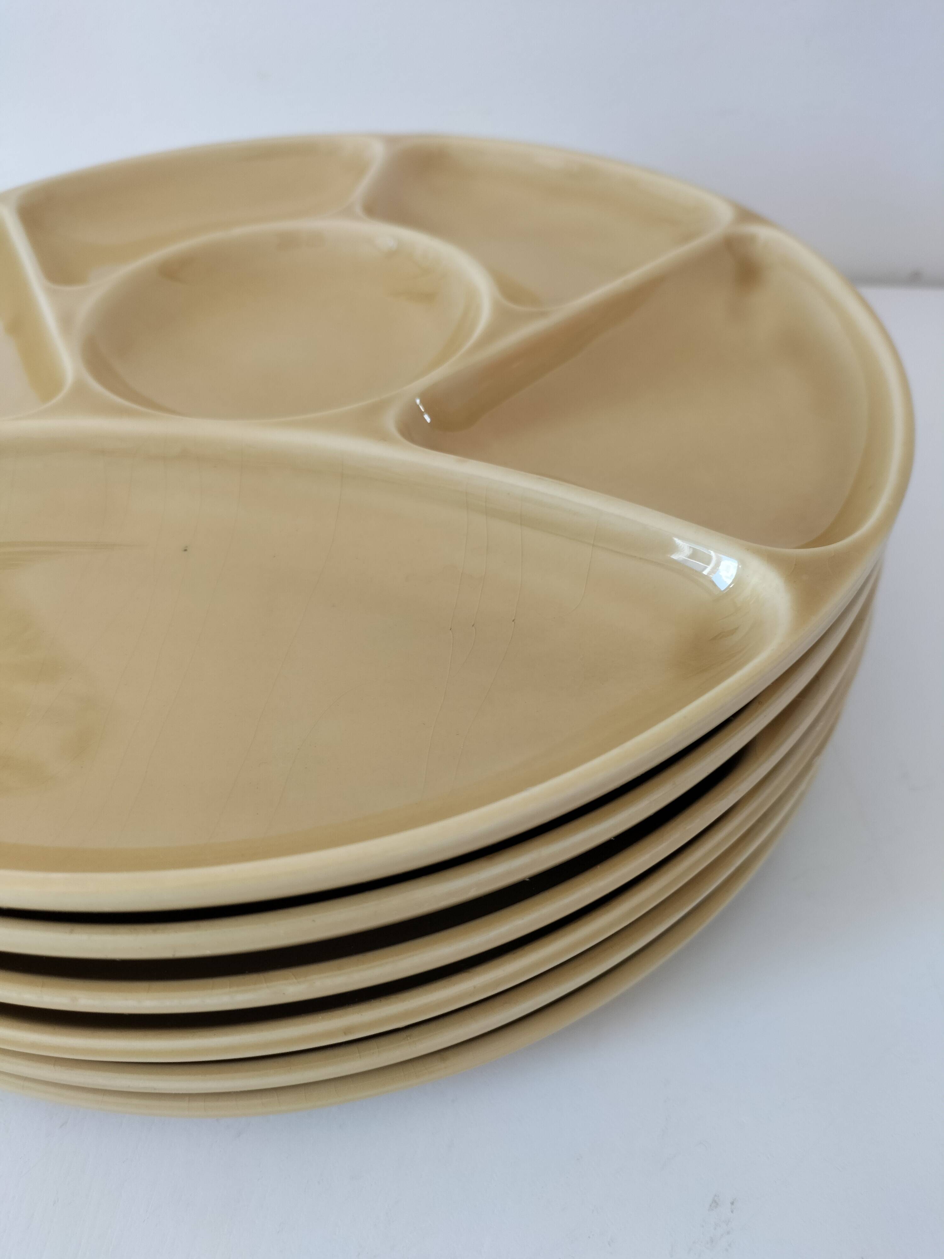 6 compartmentalized plates Gien France – butter yellow shade