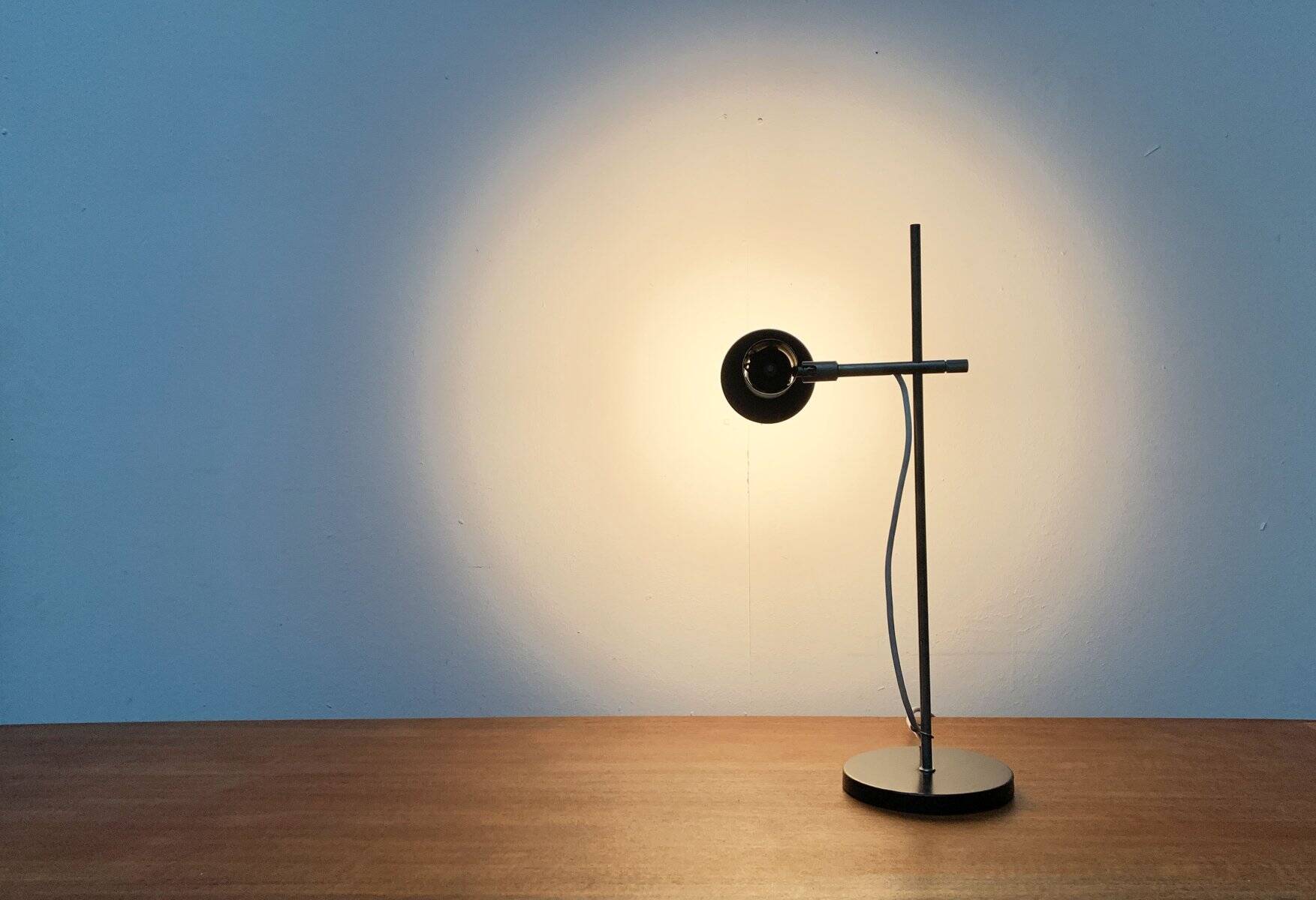 Mid-century minimalist table lamp by Beisl, 1960s.