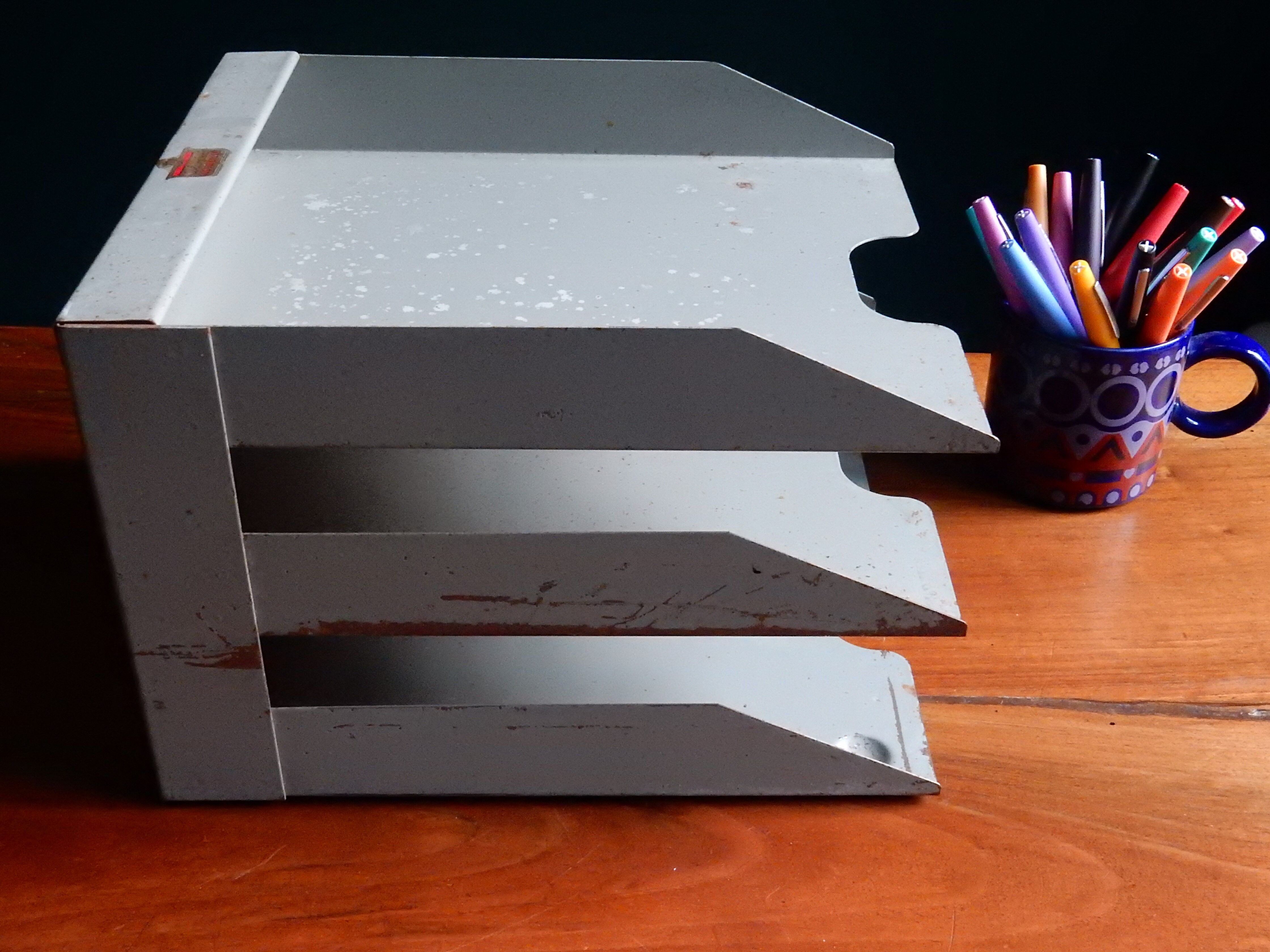 Columbia Metal Office Organizer