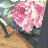 Blue Velvet Chair wooden flowers vintage effects!