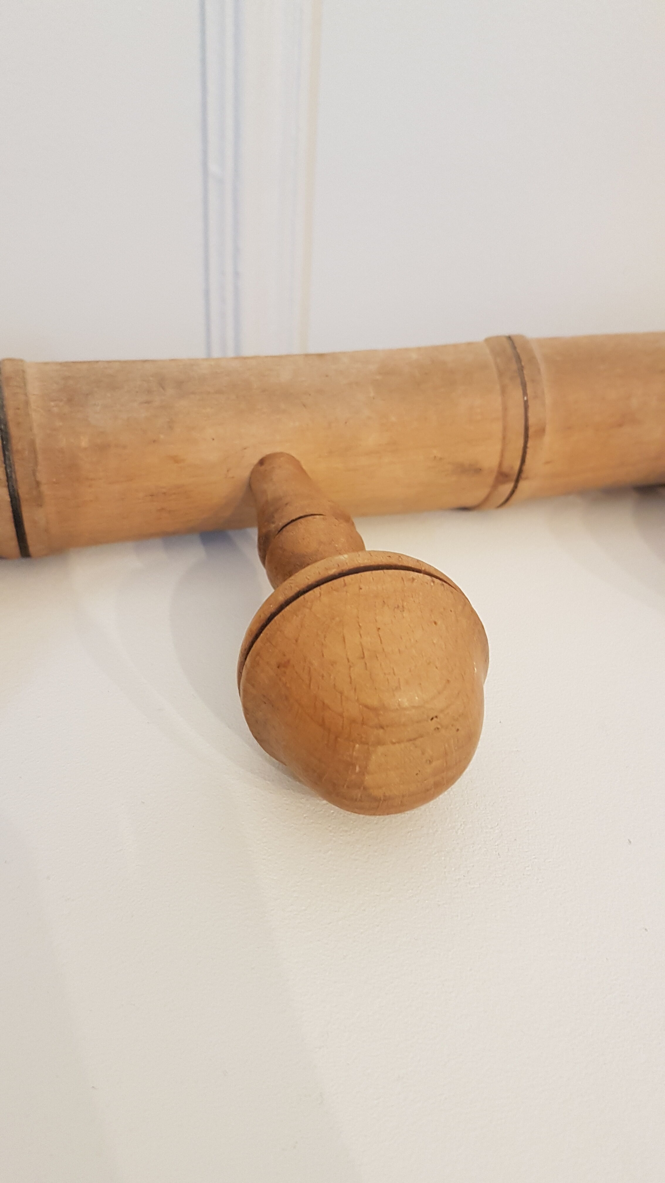 Wall coat rack 3 pateres