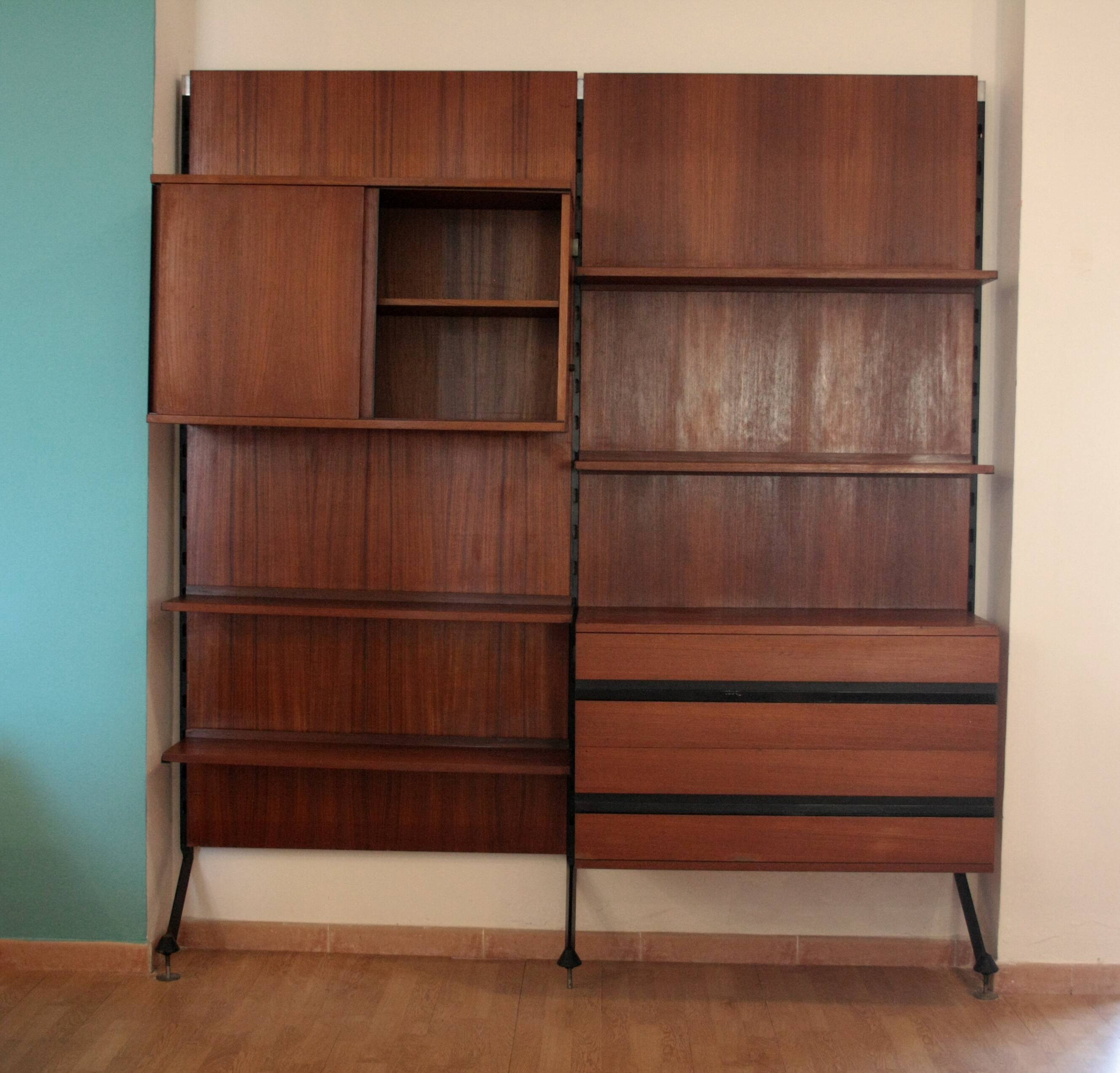 Modular wall system “Urio” by Ico and Luisa Parisi for MiM 1957, bib