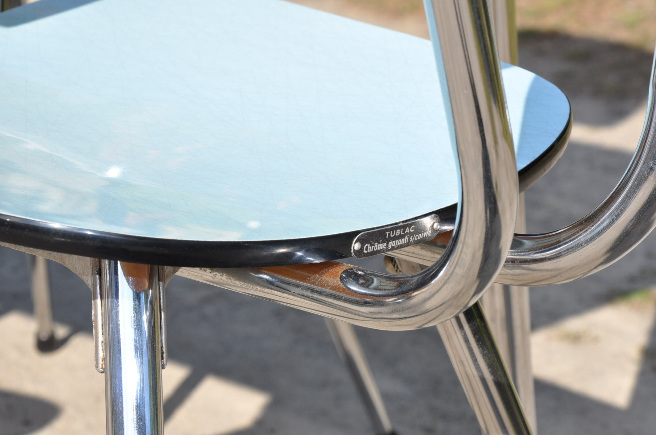 Tables et chaises en formica Tublac