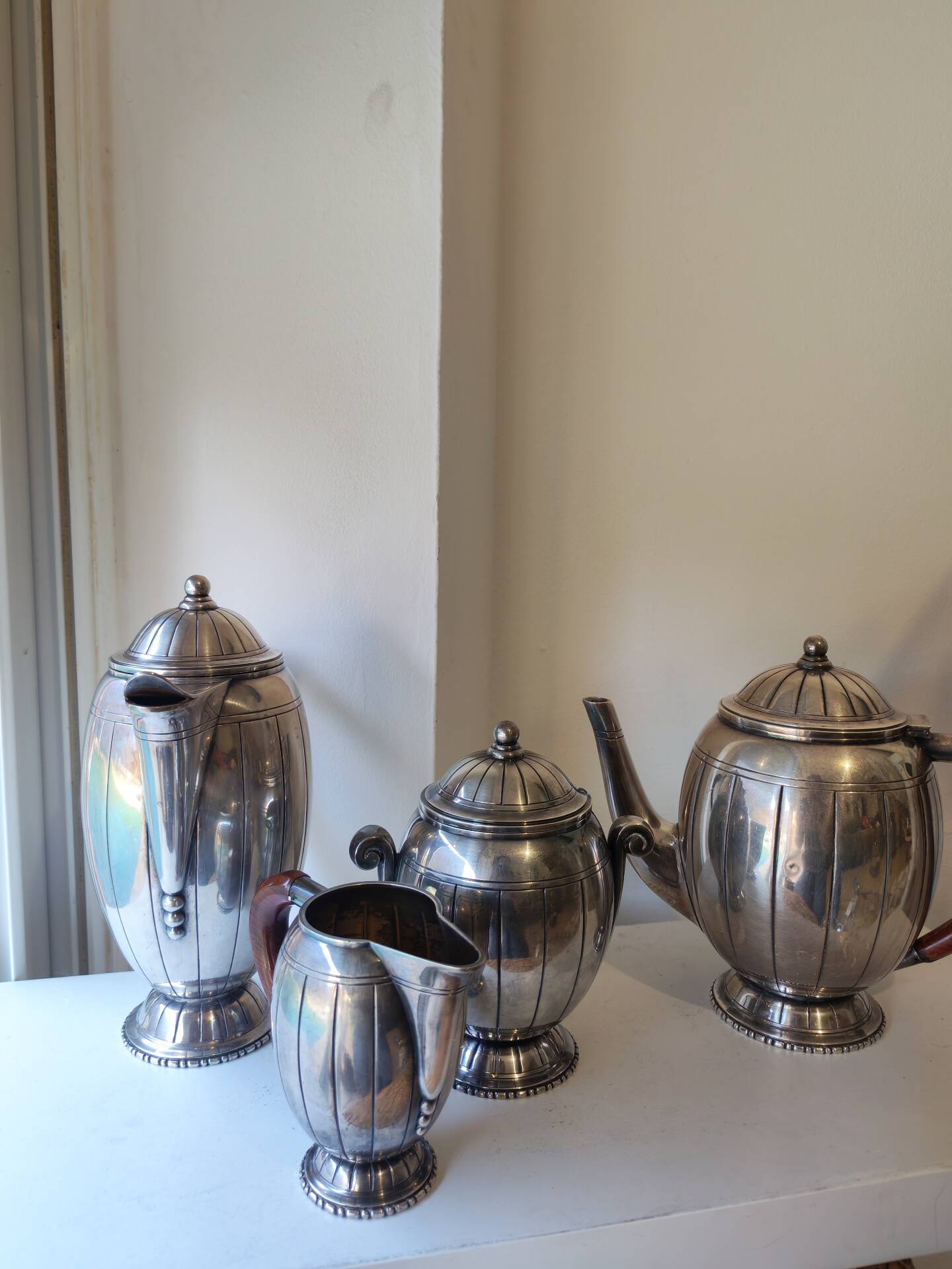 Tea and coffee service in silver-plated metal and wood from the 1930s Art Deco - Wine