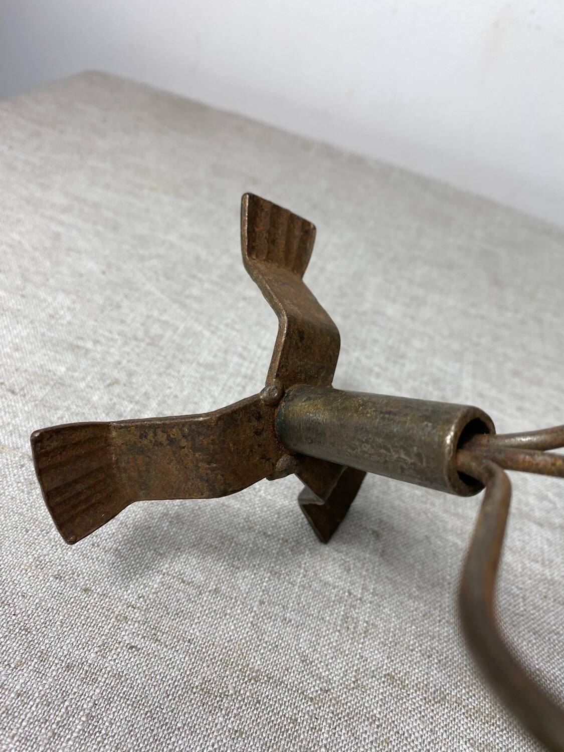 Rose shaped metal candle holder