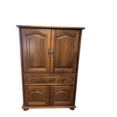 Large TV unit / storage in oak style wood