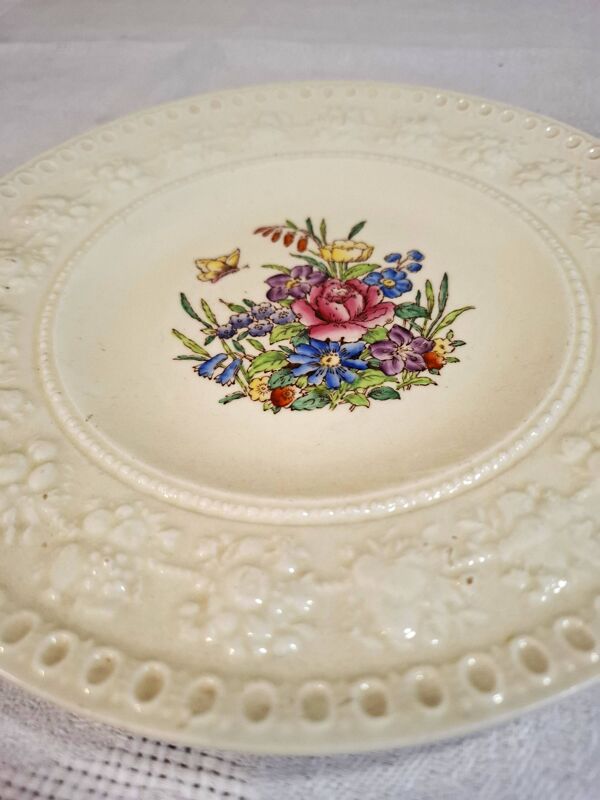 Assiettes anglaises Wedgwood Wellesley