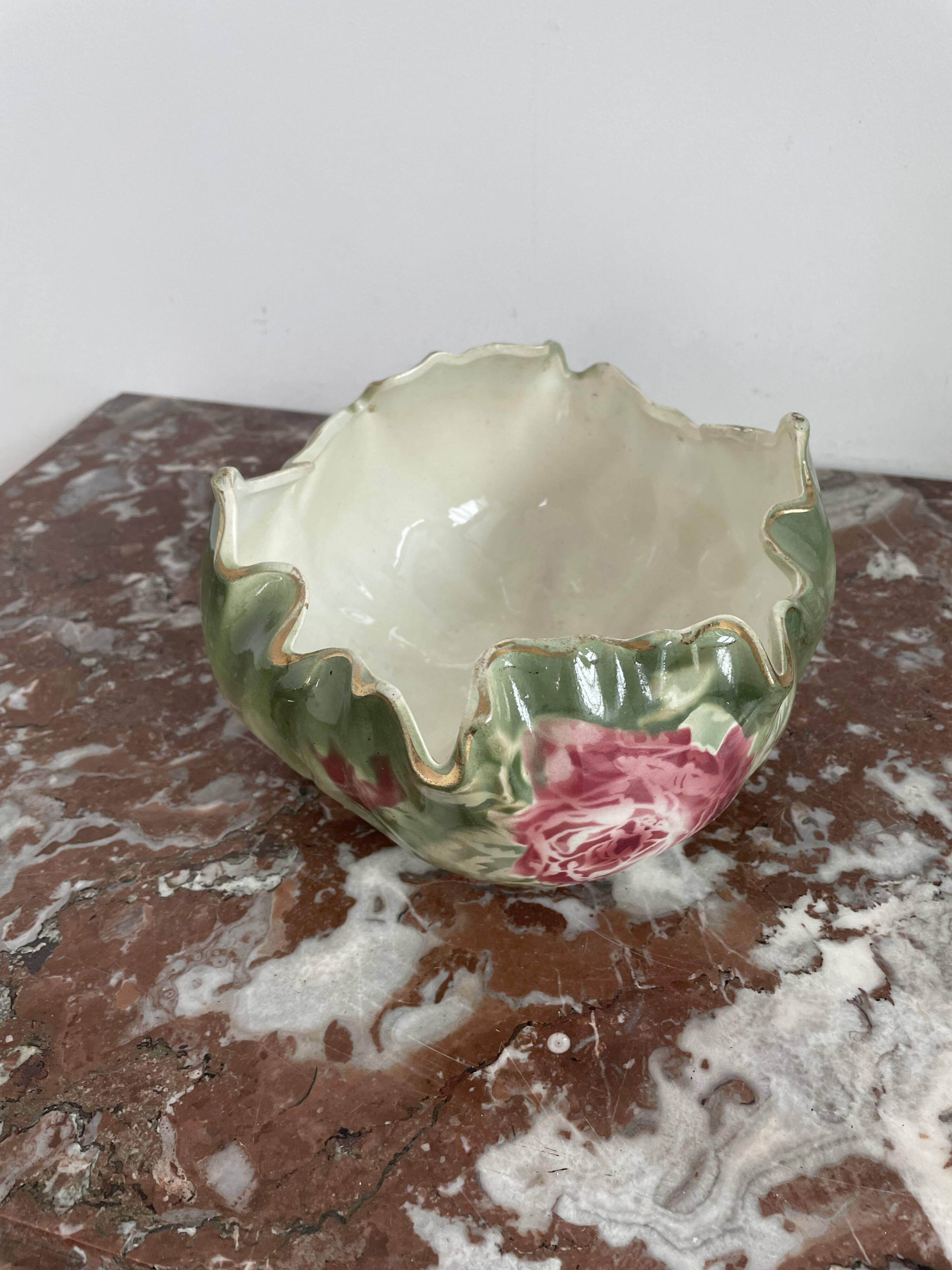 Cache-pot, grande coupe, Keller & Guérin, Lunéville, Les Roses, Art Nouveau, barbotine, céramique