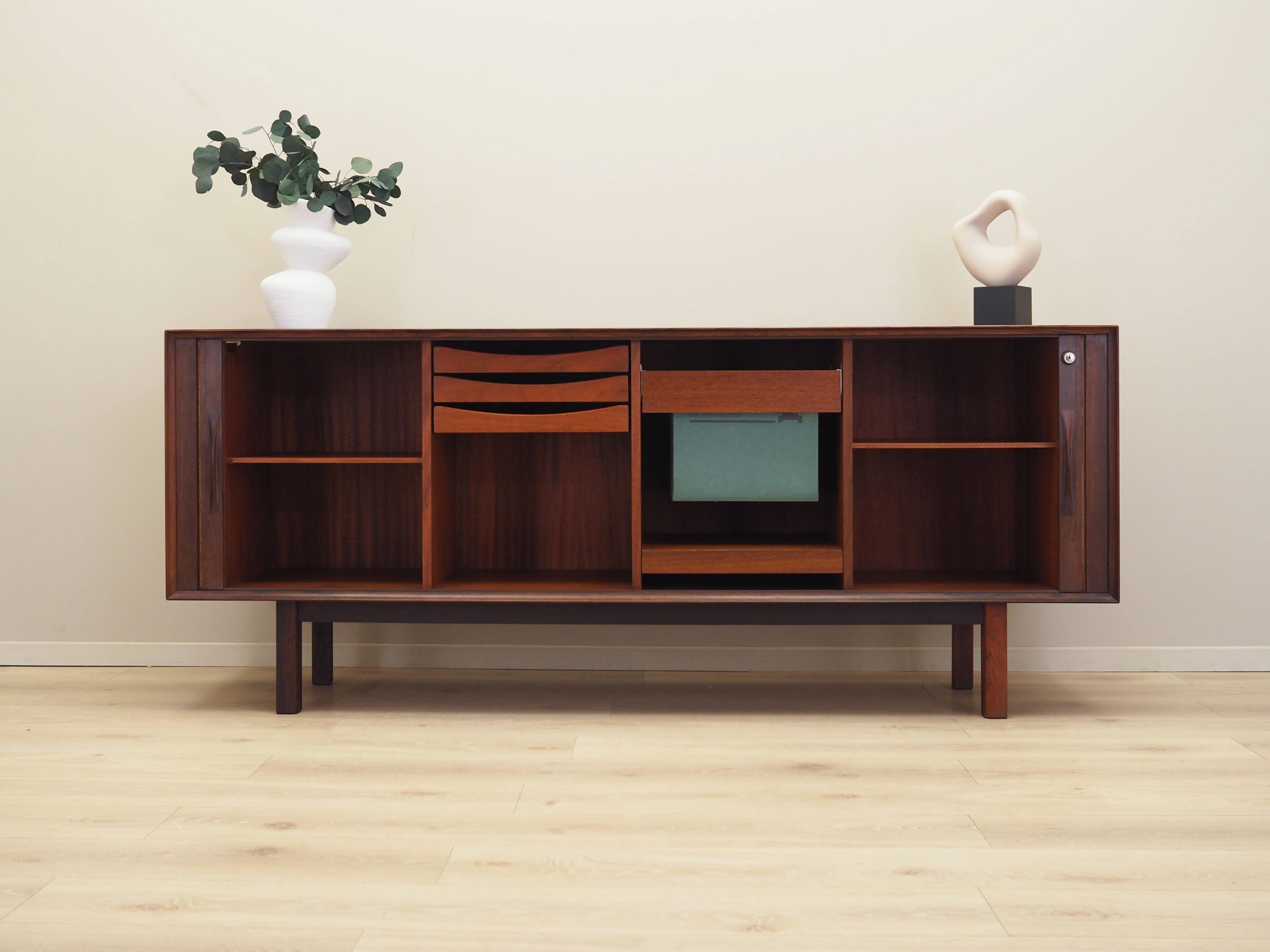 Rosewood sideboard, Danish design, 1960s, designer: Arne Vodder, production