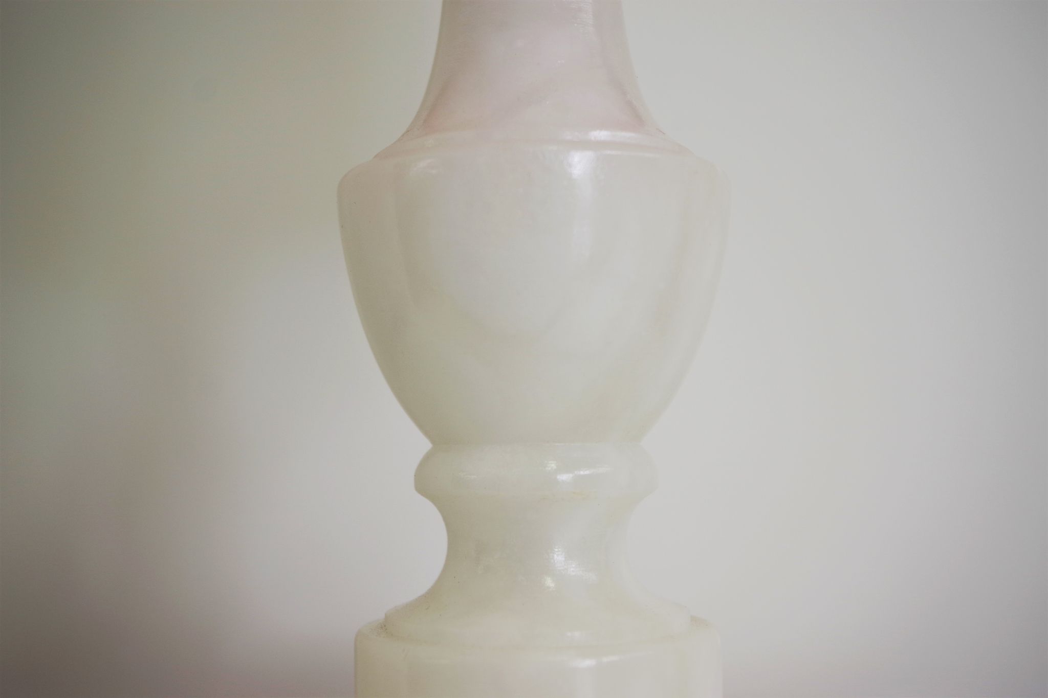 White marble table lamp with pink lampshade, 1950