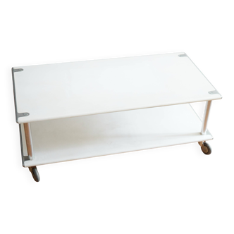 Table basse industrielle vintage à roulettes – style atelier années 70