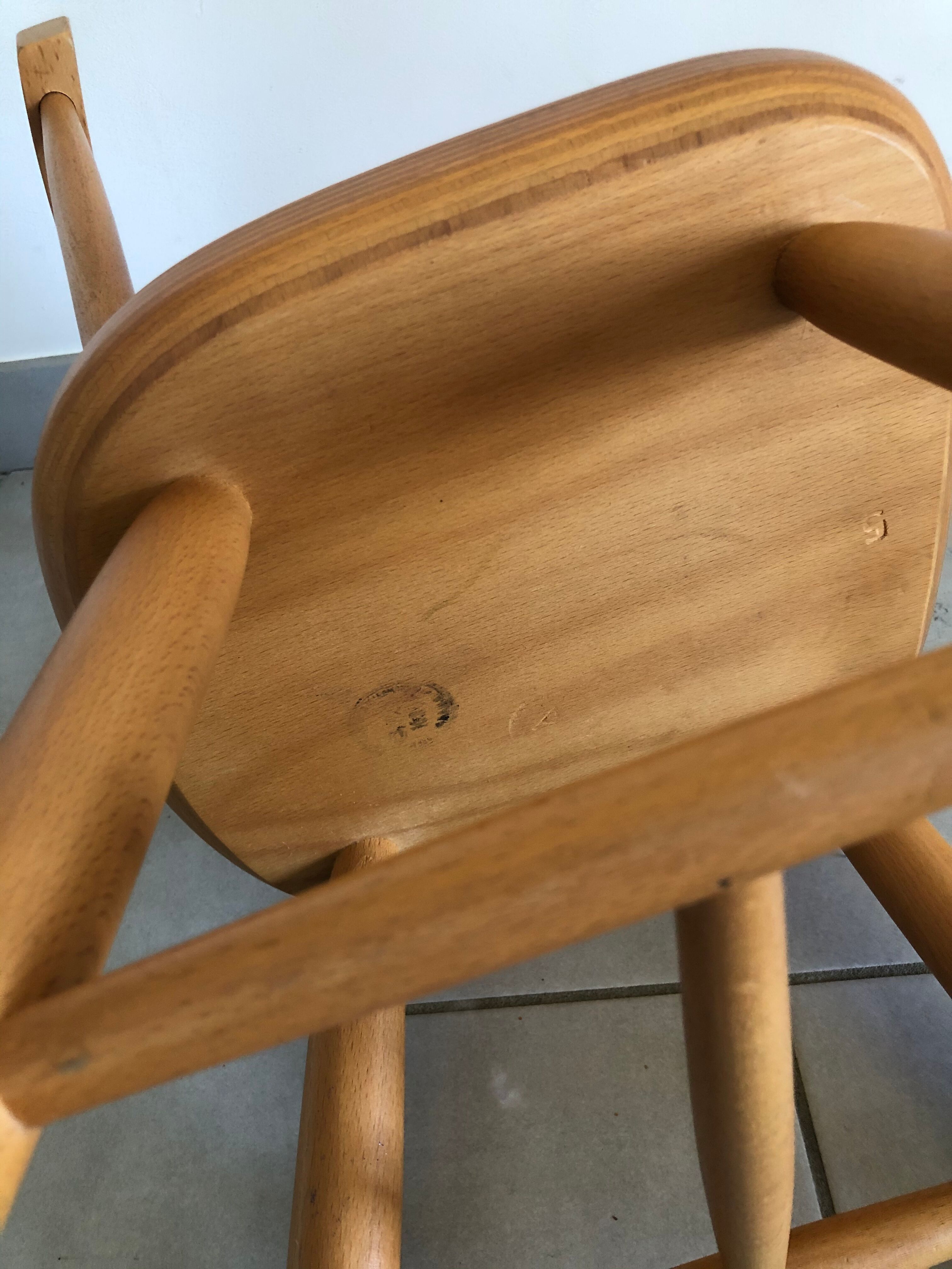 Children's baumann chair