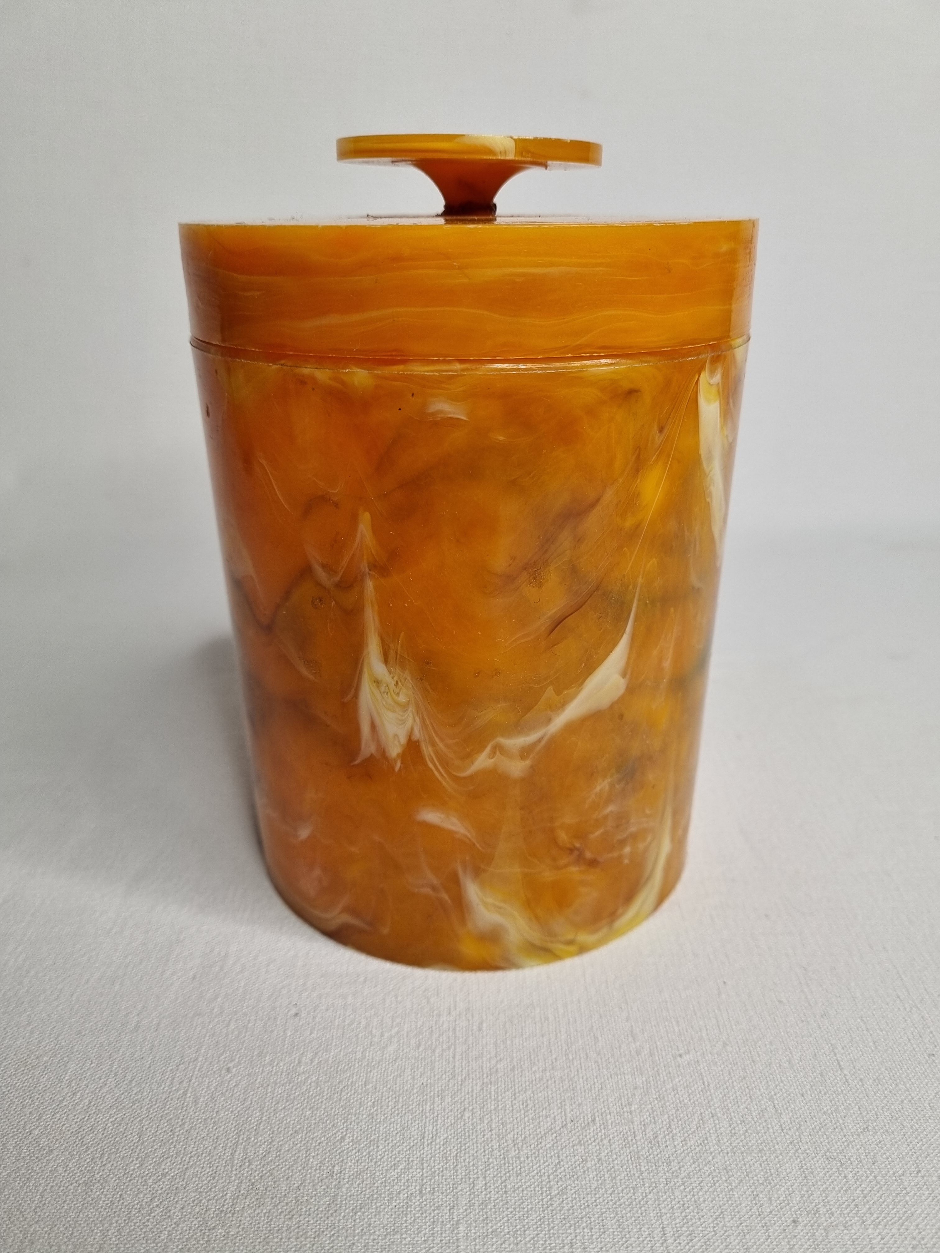 Vintage bakelite cotton box, 20 cm