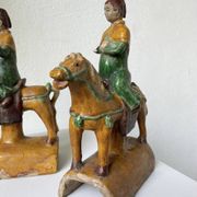 Tuile faitière équestre terre cuite époque Ming