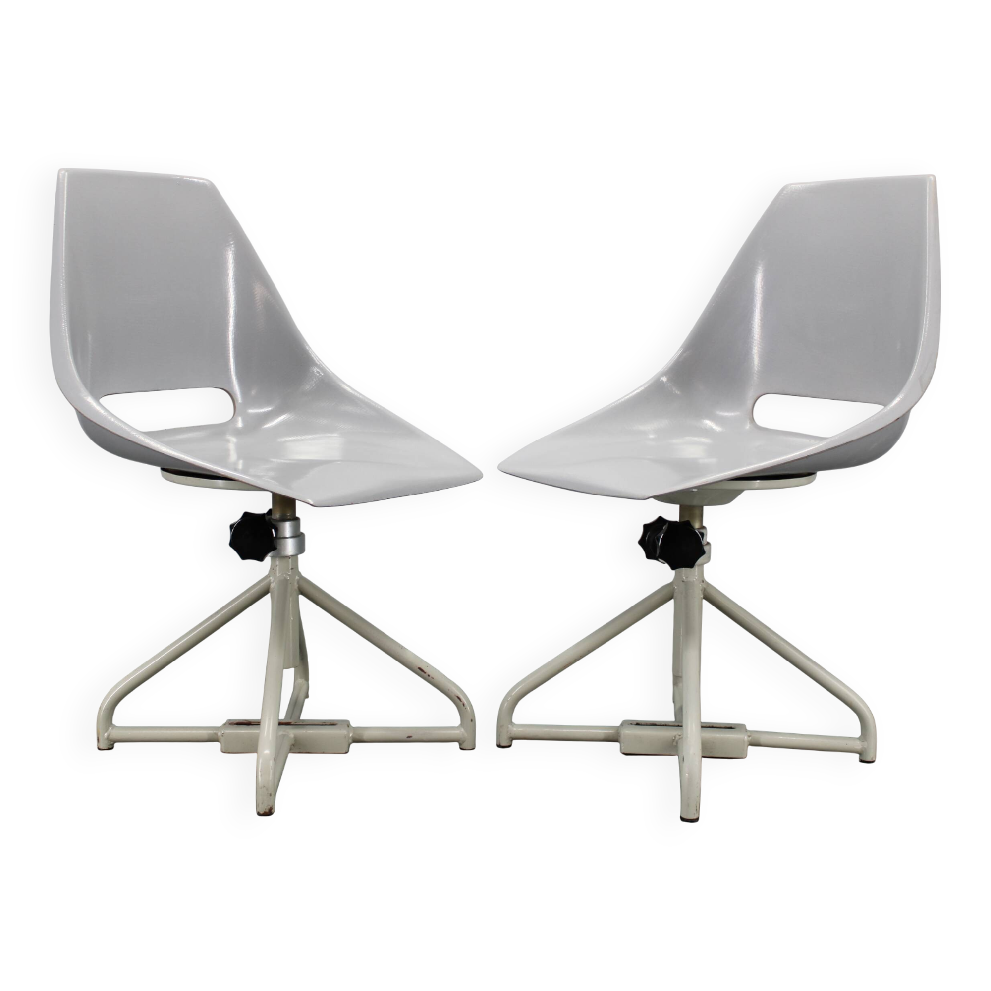 1960s Miroslav Navratil Pair of Fiberglass Chairs for Vertex, Czechoslovaki
