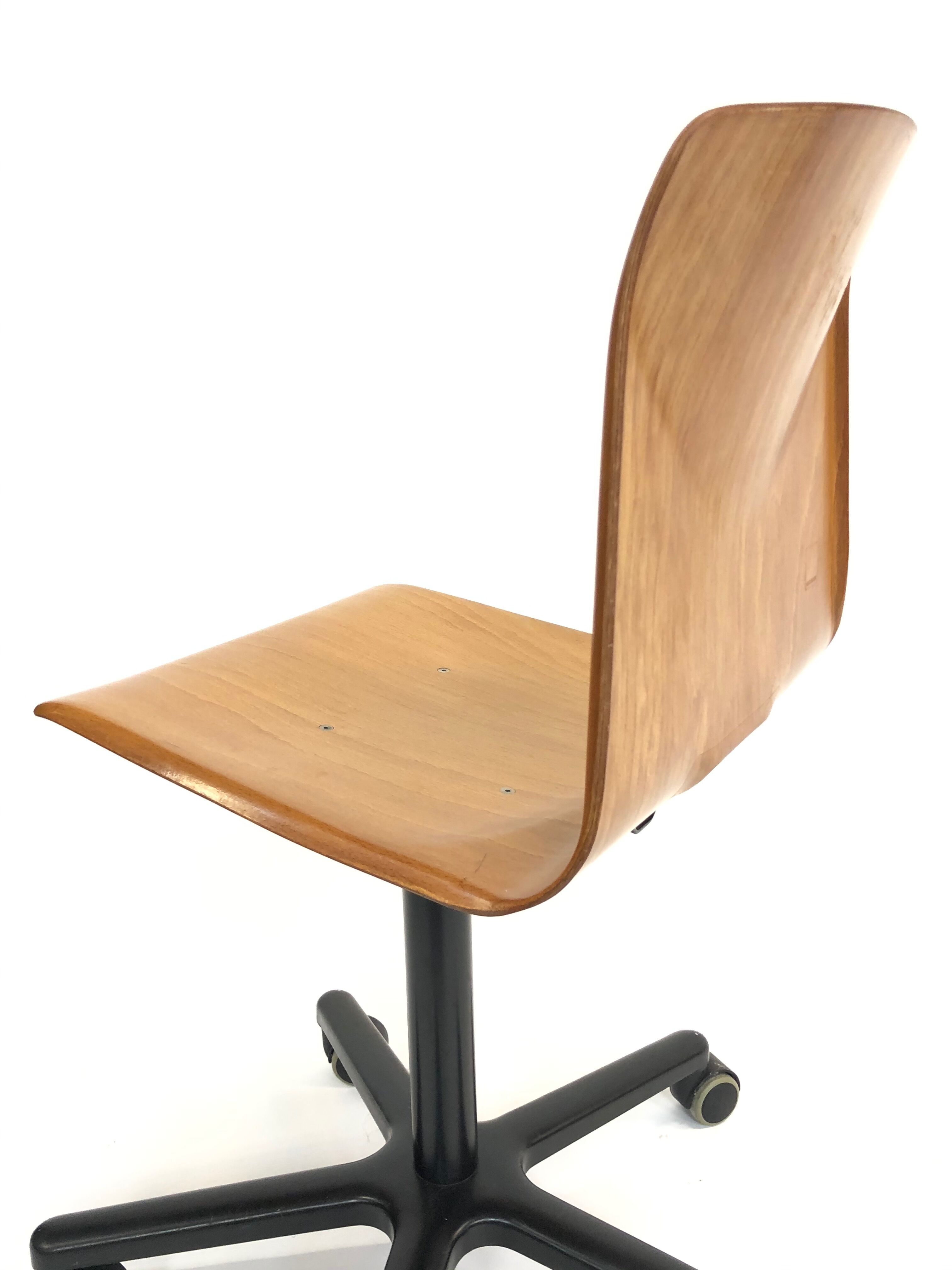 Woodmark vintage galvanitas Pagholz adjustable rotary work chair