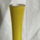 Soliflore jaune avec décor feuille en verre transparent
