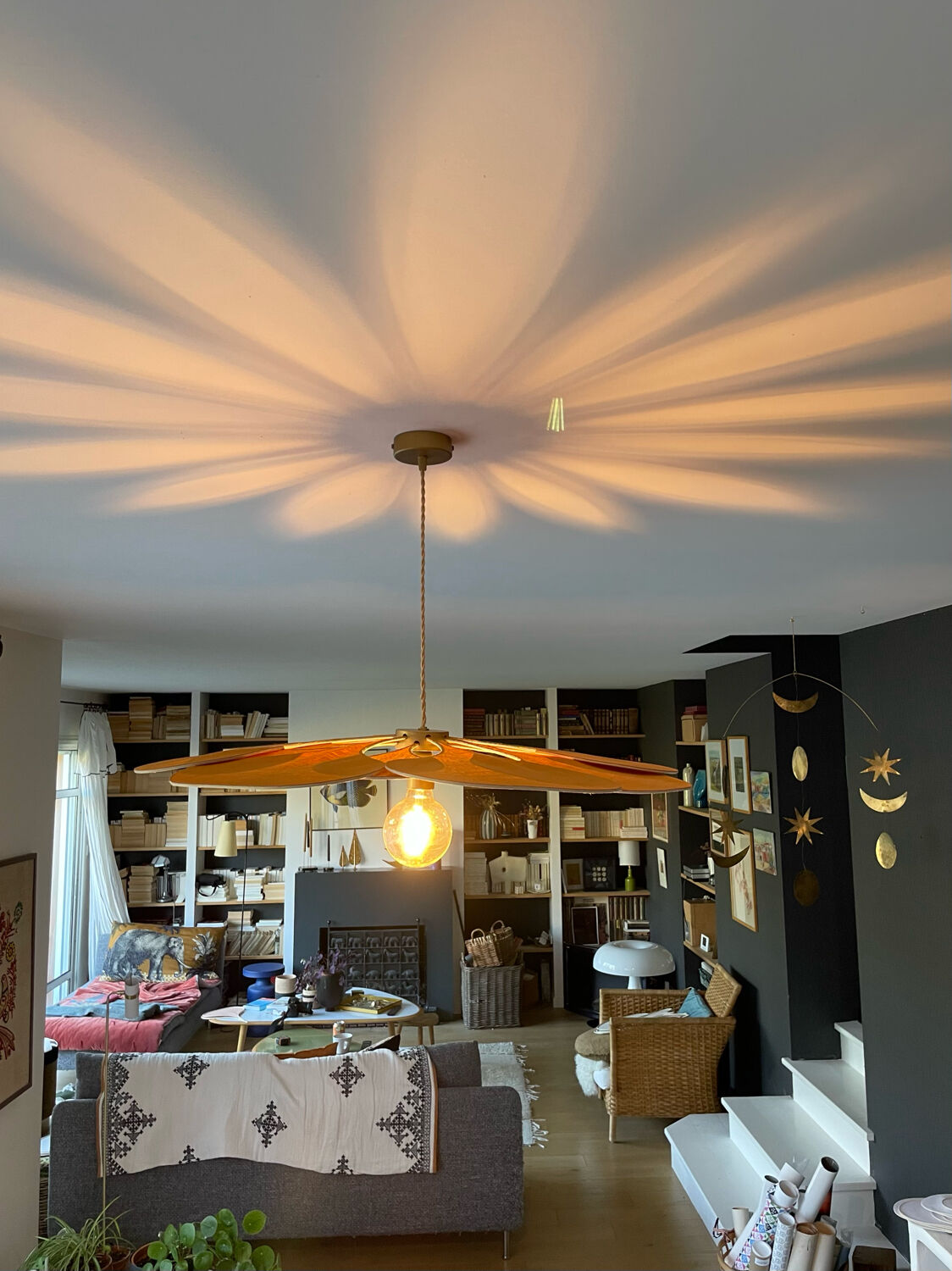 Floral suspension linen and rattan