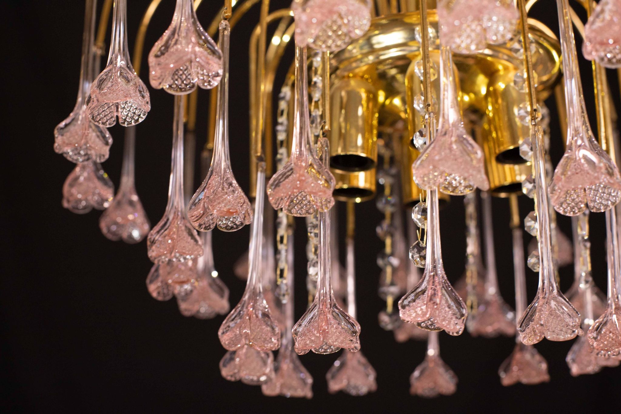 Meryl Streep, Pink Murano pendant Flowers Chandelier, 1970s