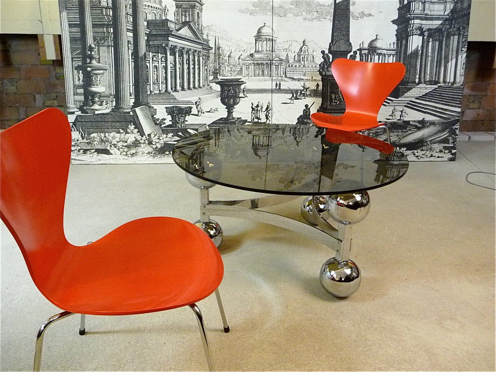 Space Age-style chromed steel round coffee table with glass top, 1960s