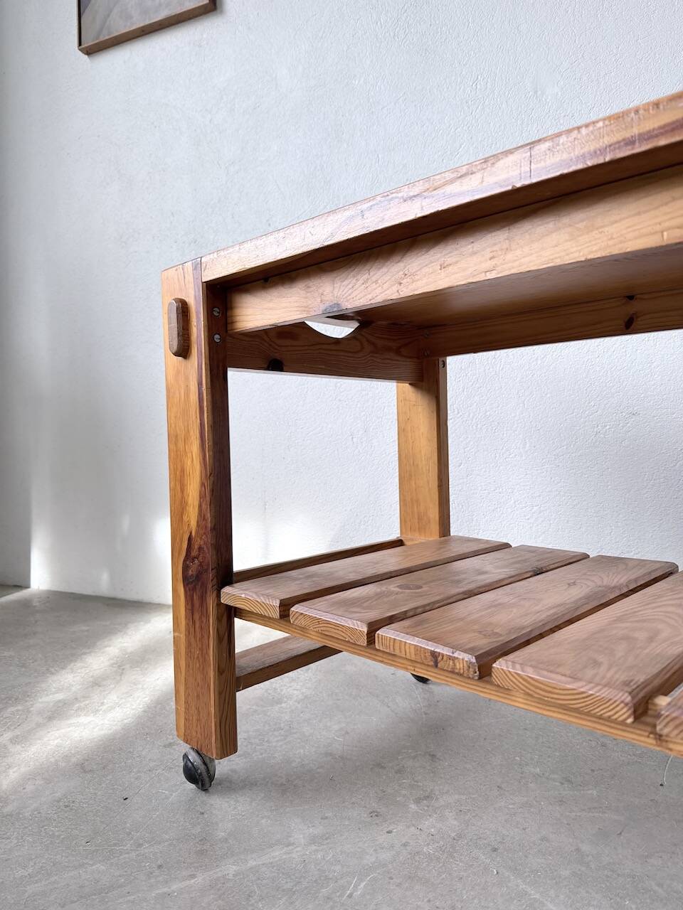 1980 pine wheeled console table