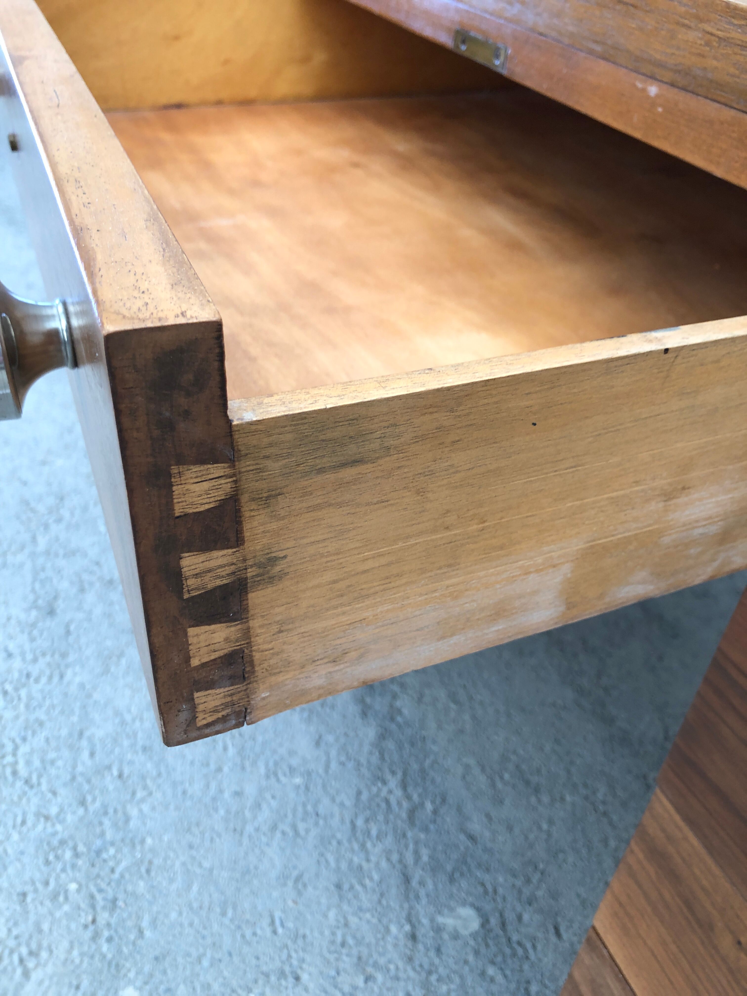 Office art deco 1930 in walnut