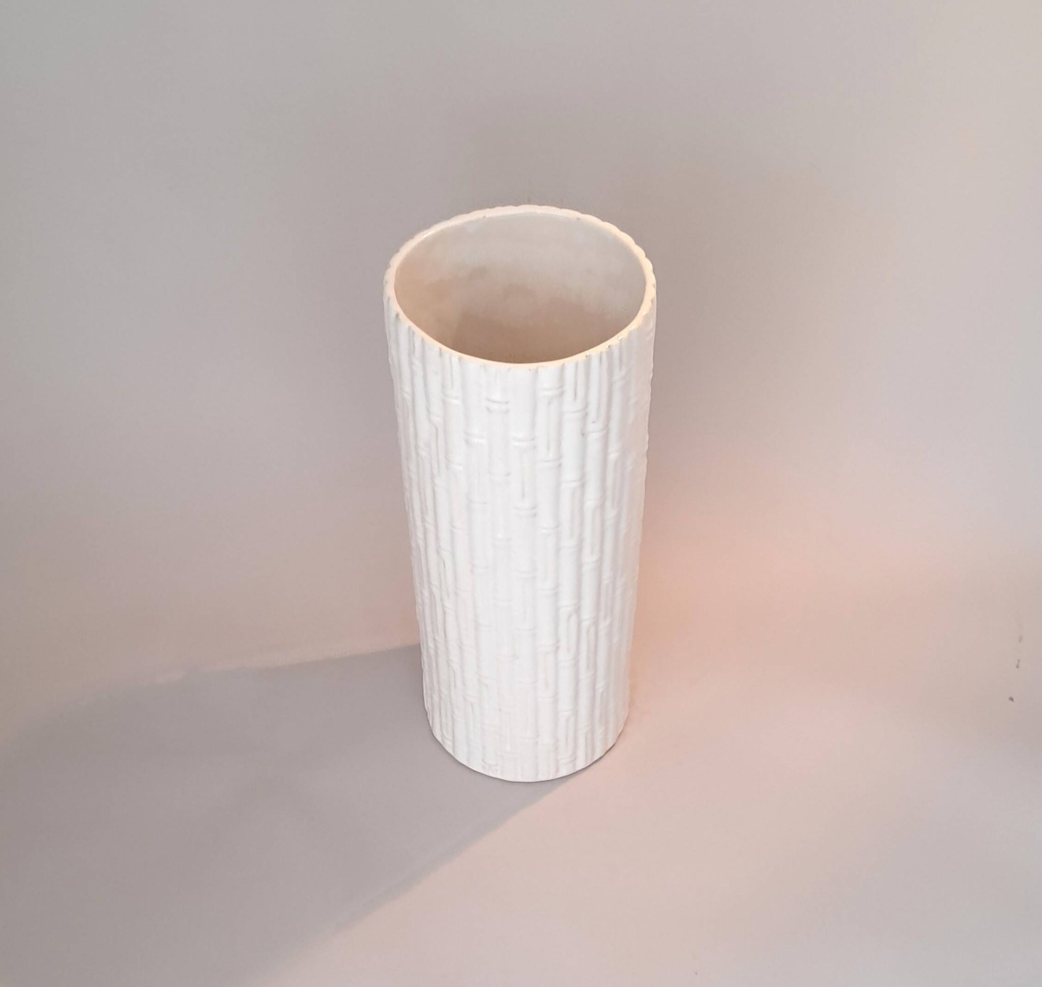 White ceramic umbrella stand, Italy circa 1970.